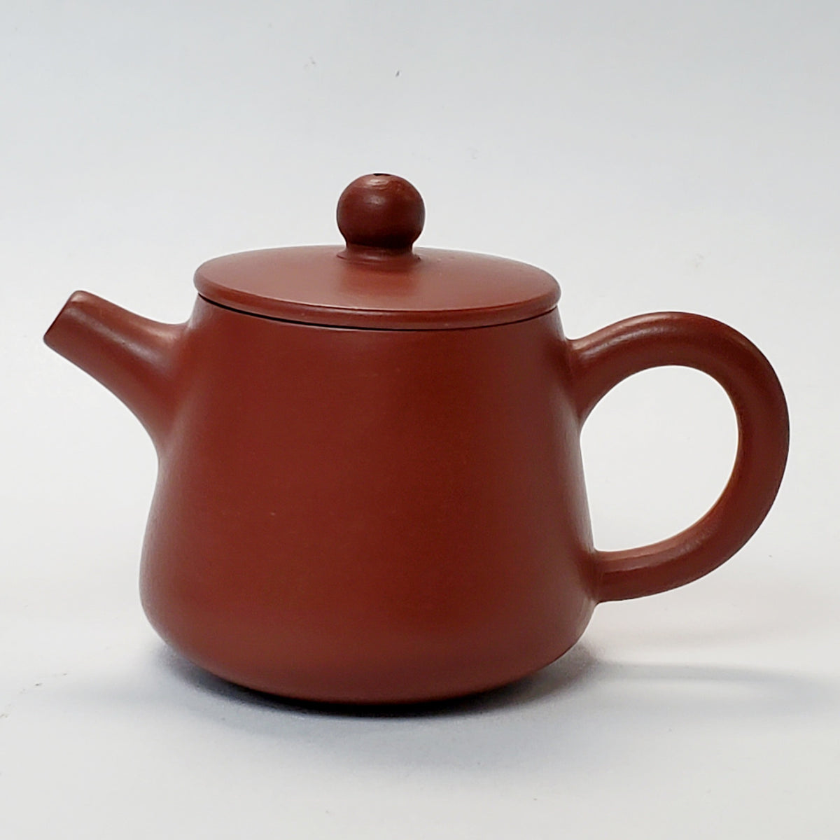 Antique Chao Zhou Red Clay Flat Lid Shui Ping Chinese Teapot (Handle Glued)