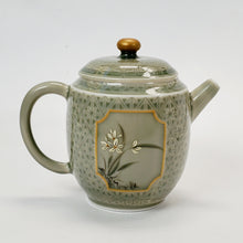Load image into Gallery viewer, Teapot Olive Green Celadon Glaze Over White Porcelain 140 ml