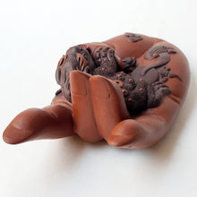 Load image into Gallery viewer, Tea Pet - Pi Xiu in Buddha's Hand Zhuni/Zini Clay