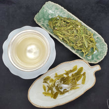 Load image into Gallery viewer, 2025 Long Jing Dragon Well Lion Peak 500 Years Old Trees Open Garden Picking (1 oz)