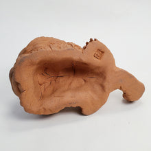 Load image into Gallery viewer, Tea Pet - Pi Xiu Volcano Clay SM