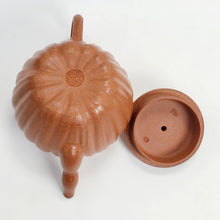 Load image into Gallery viewer, Yixing Jiang Old Duan Ni Clay Teapot Lotus Seedpod 260 ml