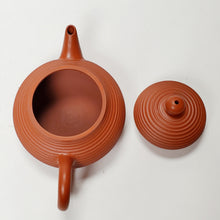 Load image into Gallery viewer, Chao Zhou Red Clay Teapot - Lined Short Pear 110 ml
