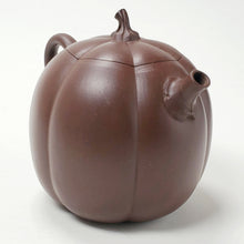 Load image into Gallery viewer, Yixing Te Pin Purple Clay Teapot Pumpkin Shape 180 ml