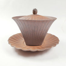 Load image into Gallery viewer, Gaiwan - Fujian Clay Triangular 120 ml