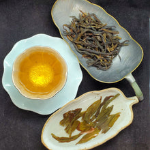 Load image into Gallery viewer, 2022 Honey Orchid Old Tree Classic Roast (2 oz)