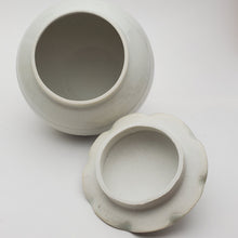 Load image into Gallery viewer, Tea Jar - Celadon Lotus Leaf #2