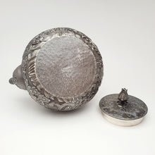 Load image into Gallery viewer, Pure Silver Tea Water Kettle - Dragon and Phoenix 1000 ml