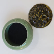 Load image into Gallery viewer, Green Ceramic Coil Incense Burner