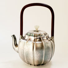 Load image into Gallery viewer, Pure Silver Tea-Water Kettle - Hai Tang Begonia 400 ml
