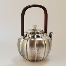 Load image into Gallery viewer, Pure Silver Tea-Water Kettle - Hai Tang Begonia 400 ml