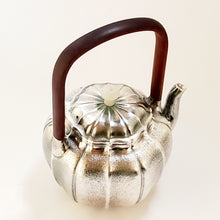 Load image into Gallery viewer, Pure Silver Tea-Water Kettle - Hai Tang Begonia 400 ml