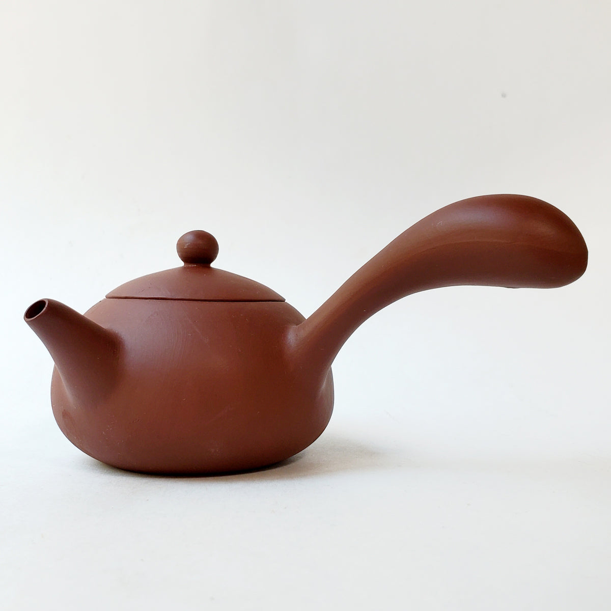 Antique Chao Zhou Red Clay Flat Lid Shui Ping Chinese Teapot (Handle Glued)