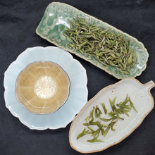 Load image into Gallery viewer, 2024 Gong Mei Wang Wild Native Varietal 1st Pick White Tea (1 oz)