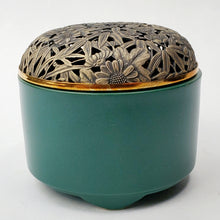 Load image into Gallery viewer, Green Porcelain Coil Incense Burner