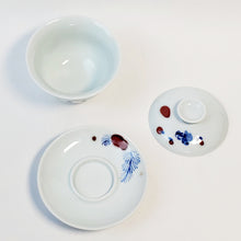 Load image into Gallery viewer, Gaiwan - Blue and White Red Under Glaze Goldfishs 130 ml