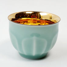 Load image into Gallery viewer, Gold 24k Lined Celadon Lotus Style Teacup 95 ml