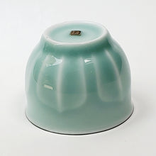 Load image into Gallery viewer, Gold 24k Lined Celadon Lotus Style Teacup 95 ml