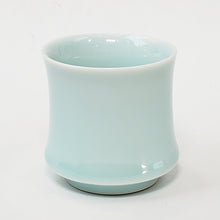 Load image into Gallery viewer, Celadon Curvy Teacup 160 ml
