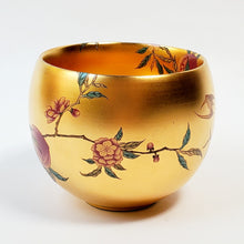 Load image into Gallery viewer, Gold 24k Lined Peaches Teacup
