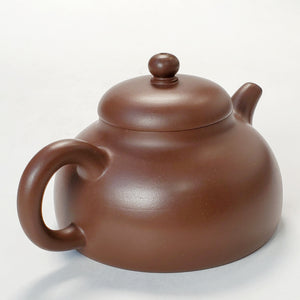 Yixing Te Pin Zi Ni Clay Teapot Man Sheng Half Pear 200 ml