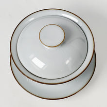 Load image into Gallery viewer, Gaiwan - Run Yao Cat and Snail 150 ml
