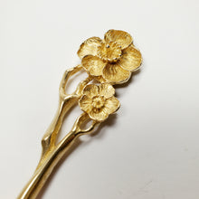 Load image into Gallery viewer, Tea Pick Scraper Brass Prunus Flowers Design
