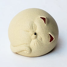 Load image into Gallery viewer, Tea Pet Sleepy Cat Duan Ni Clay #2
