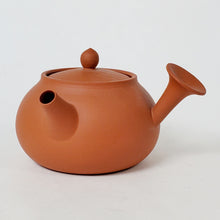 Load image into Gallery viewer, Chao Zhou Red Clay Tea Pot - Side handle 100 ml
