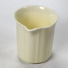 Load image into Gallery viewer, Pitcher Fairness Cup- Pale Yellow 170 ml

