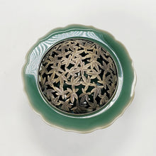 Load image into Gallery viewer, Incense Burner Long Quan Yao Celadon
