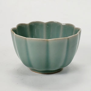 2 Teacup Celadon Porcelain Scallop Shape 60 ml