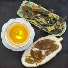 Load image into Gallery viewer, 2025 Yiwu Feng Huang Wo Tall Trunk Single Tree White Tea (1 oz)
