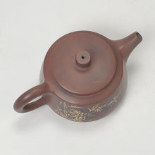 Load image into Gallery viewer, Ni Xing Brown Clay Teapot Gui Fei Bamboo 160 ml
