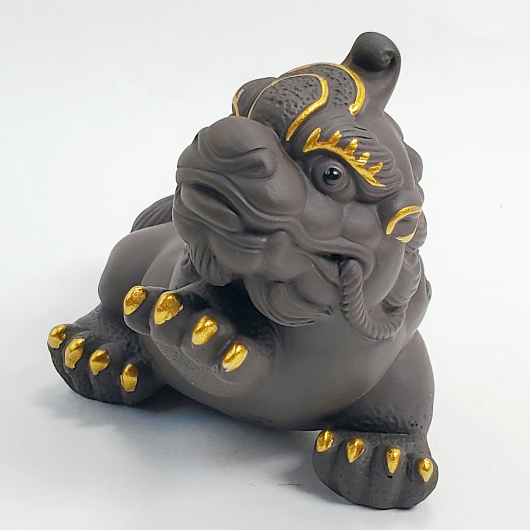 Tea Pet Pi Xiu Purple Clay Gold Guilted