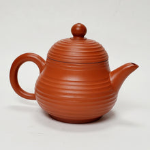 Load image into Gallery viewer, Chao Zhou Red Clay Teapot - Lined Pear 120 ml
