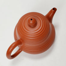 Load image into Gallery viewer, Chao Zhou Red Clay Teapot - Lined Pear 120 ml

