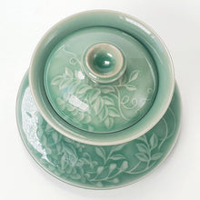 Load image into Gallery viewer, Gaiwan Porcelain - Long Quan Green Celadon Whisteria 3 pcs Set 200 ml
