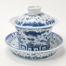 Load image into Gallery viewer, Gaiwan Porcelain - Blue &amp; White Lotus and Fish 200 ml
