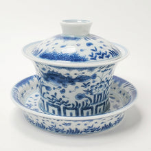 Load image into Gallery viewer, Gaiwan Porcelain - Blue &amp; White Lotus and Fish 200 ml
