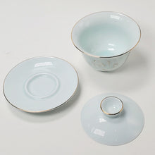 Load image into Gallery viewer, Gaiwan - Porcelain Pale Celadon Gold Gilded Lotus 150 ml
