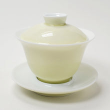Load image into Gallery viewer, Gaiwan - Porcelain Pale Yellow 180 ml
