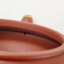 Load image into Gallery viewer, Yixing Teapot Zhu Ni Clay - Xu Brian Gold Trims 160 ml
