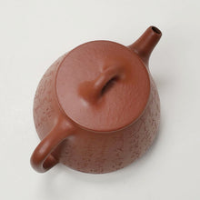 Load image into Gallery viewer, Yixing Zhuni Red Clay Gao Shi Piao Teapot 160 ml
