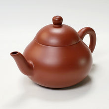 Load image into Gallery viewer, Chao Zhou Red Clay Teapot - Wen Dan Short Pear 100 ml
