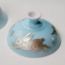 Load image into Gallery viewer, Gaiwan Porcelain Set - Silver Bunny Light Blue
