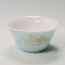 Load image into Gallery viewer, Gaiwan Porcelain Set - Silver Bunny Light Blue
