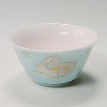 Load image into Gallery viewer, Gaiwan Porcelain Set - Silver Bunny Light Blue
