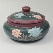 Load image into Gallery viewer, Tea Jar - Yixing Purple Clay with Green Clay Exterior Hydrangea Flowers 300 ml
