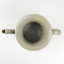 Load image into Gallery viewer, Pitcher Fairness Cup - Yue Yao Kiln Lotus Butterfly Pattern 250 ml
